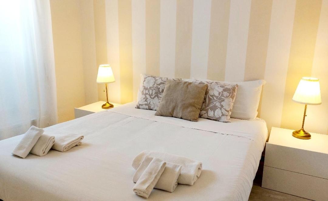Bbhome Stylish Gold Apartment Near Trastevere Station Rom Exterior foto